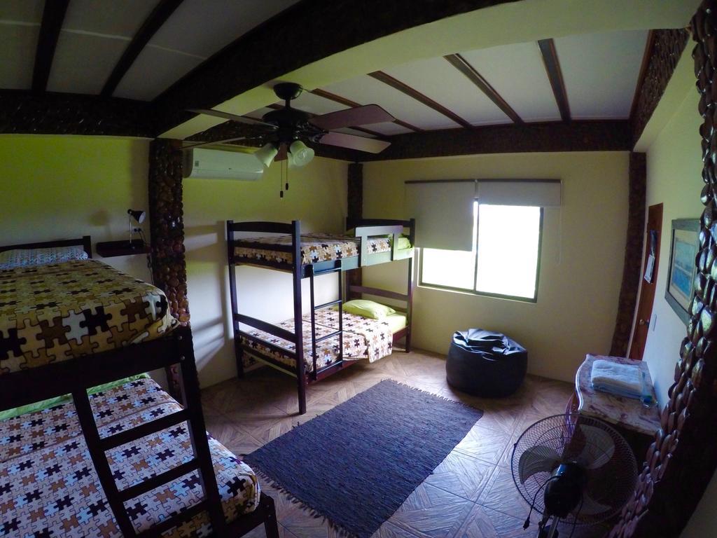 Casa Roja Hostel Montañita المظهر الخارجي الصورة