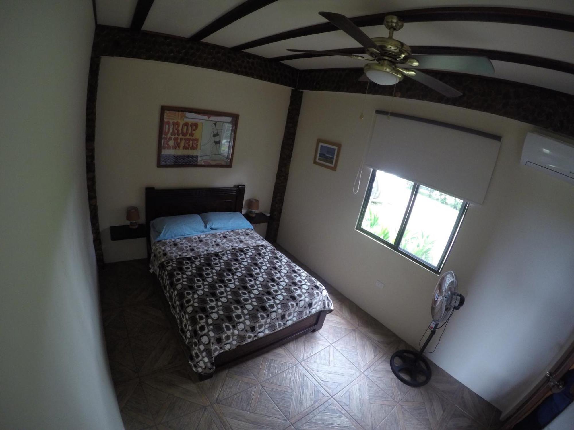 Casa Roja Hostel Montañita المظهر الخارجي الصورة